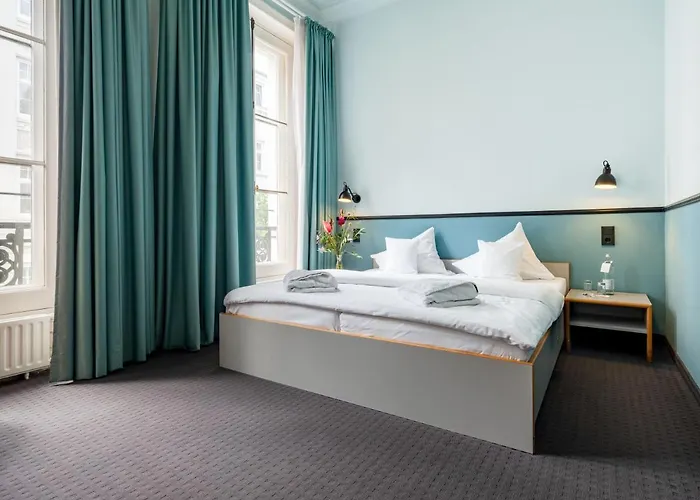 Aussen Alster 4*