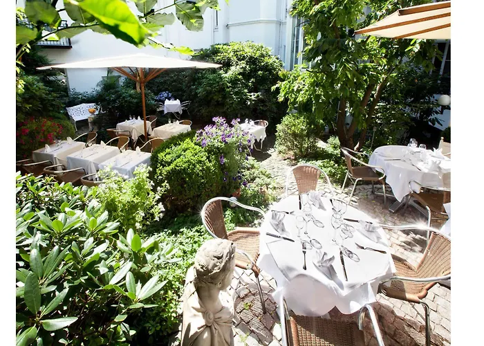 Aussen Alster Hotel 4*